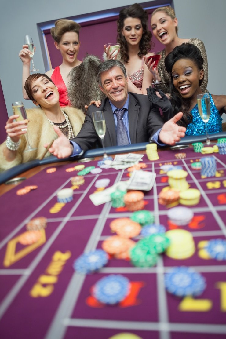 Aplikasi mobile bimaplay menampilkan antarmuka responsif untuk slot, live casino, dan sportsbook